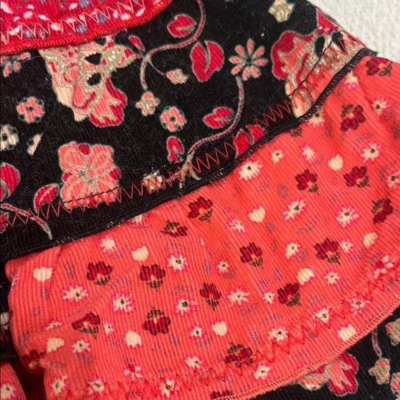 Pumpkin Patch Floral Tiered Skirt - Red and Black - Picture 3 of 4